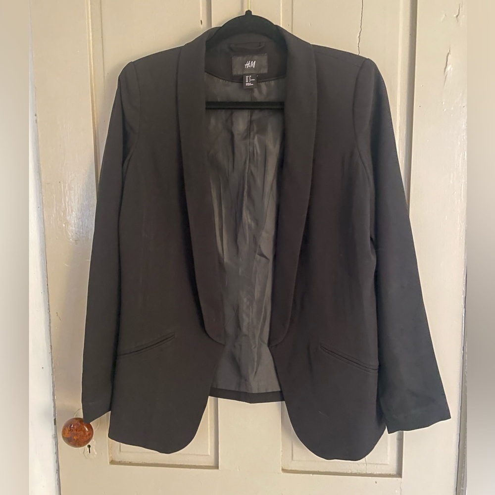 H&M Black Blazer with Notched Lapel and Relaxed Fit Work Girlboss Edgy Classy - Picture 4 of 12